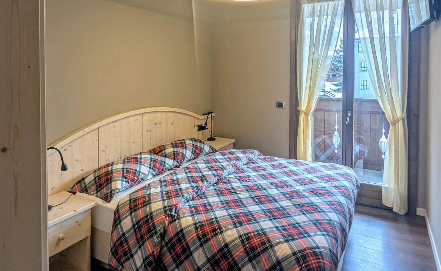 Chalet Meridiana Bormio 0*,  Italy